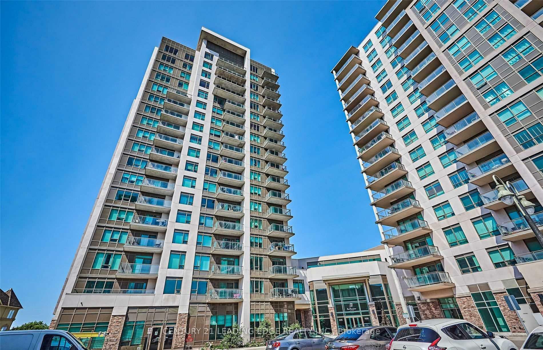 Photo de la propriété: 1215 Bayly Street 1302 ON L1W 1L7