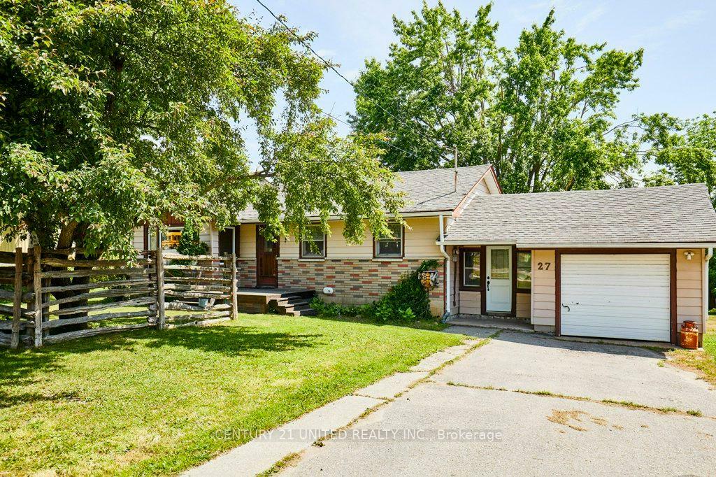 Property Photo: 27 Centre Street ON L0C 1H0