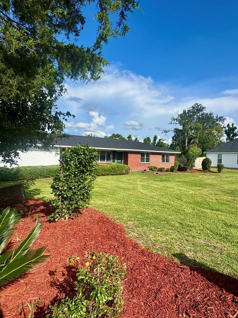 Property Photo:  2919 Thea Ln  GA 31602 