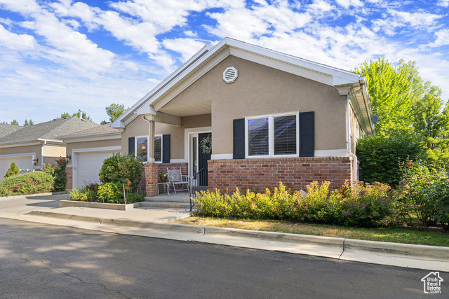 Property Photo: 4470 S Snowmass Ct UT 84124