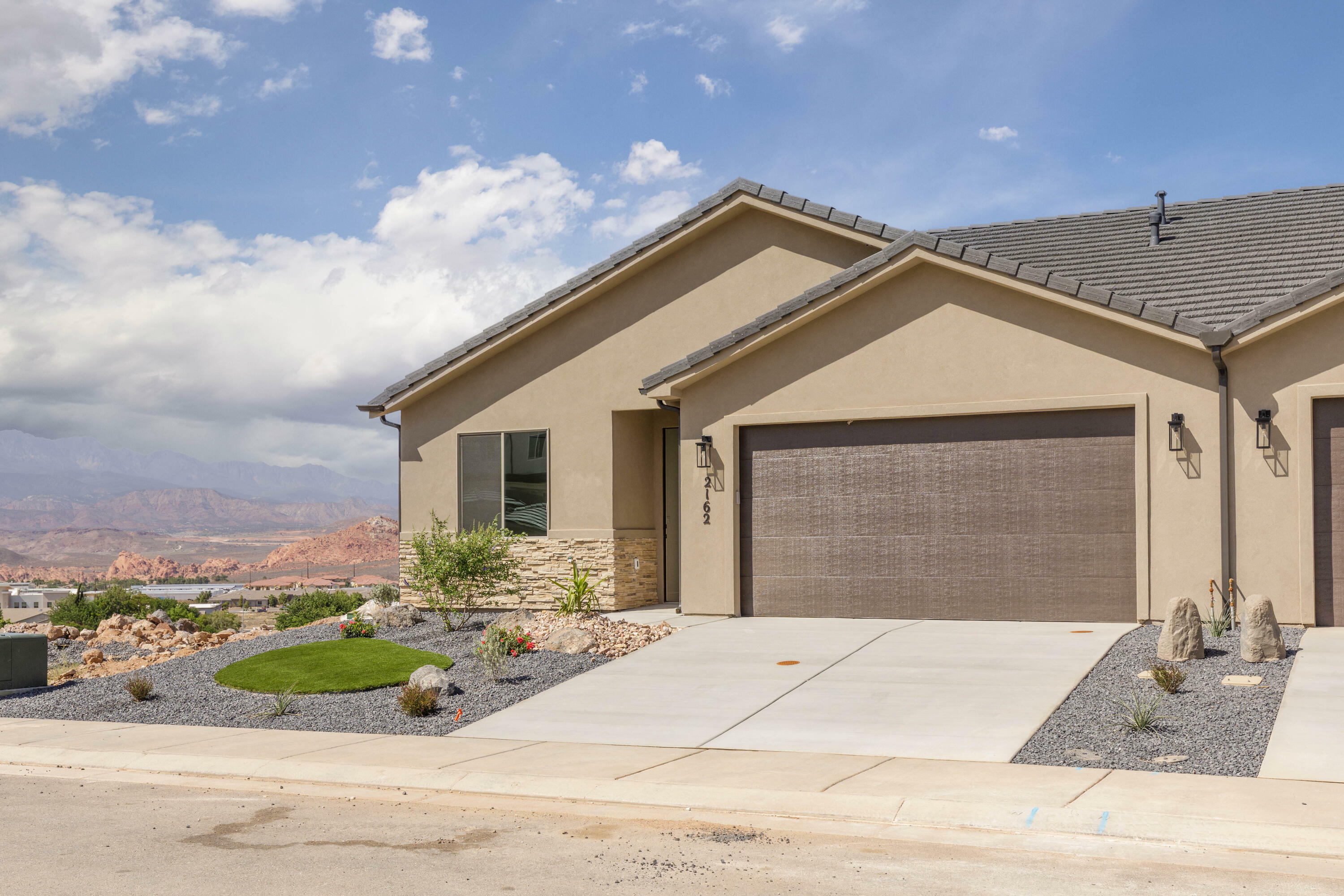 Property Photo: 2162 W 320 S 51 UT 84737