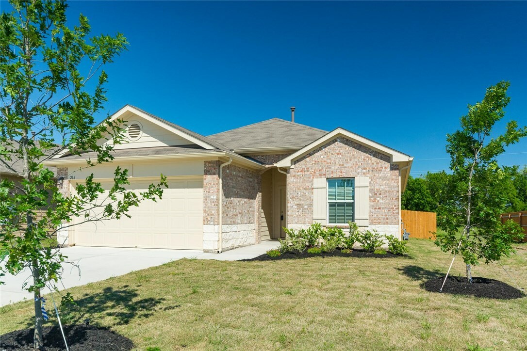 Property Photo: 216 Hess Drive TX 78640
