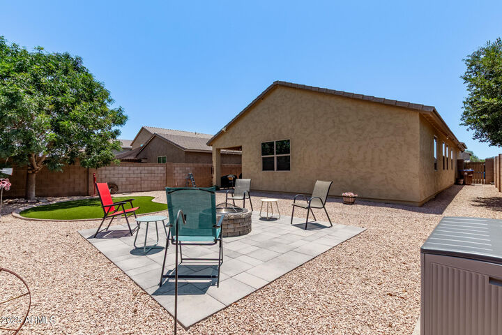 Property Photo: 226 E Monza Way AZ 85140