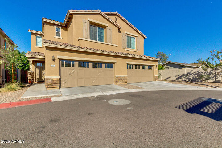 Property Photo: 2254 E University Drive 4 AZ 85213