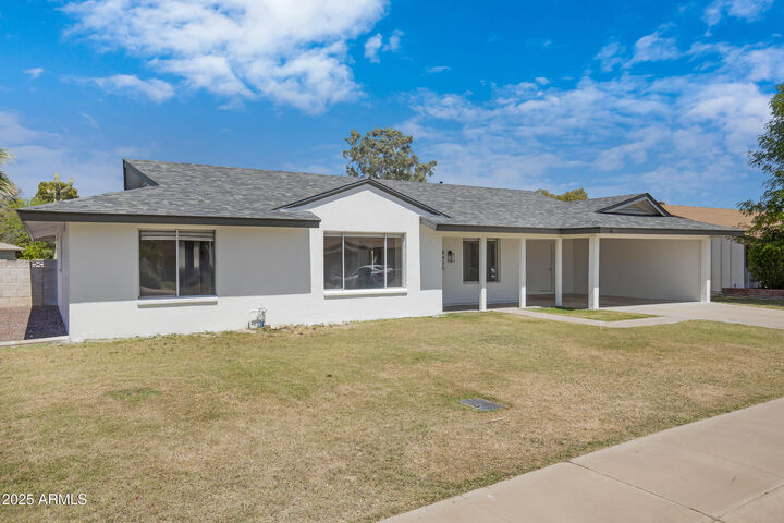 Property Photo: 8426 E Monterey Way AZ 85251