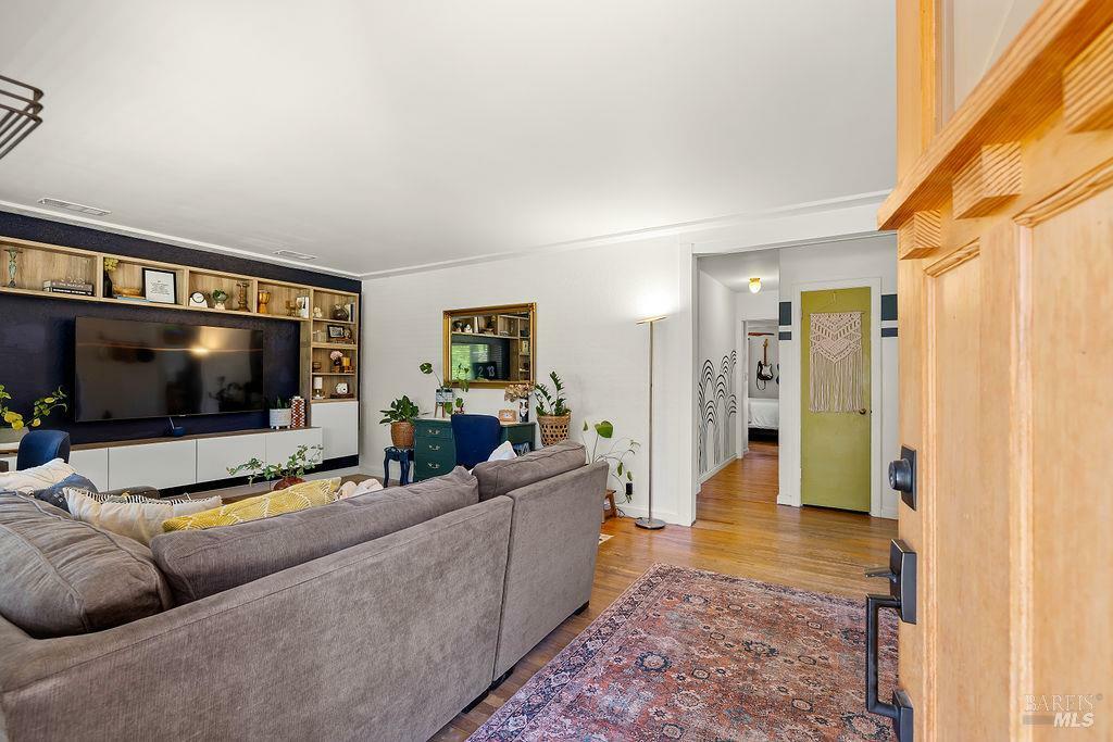Property Photo:  2770 Victoria Drive  CA 95407 