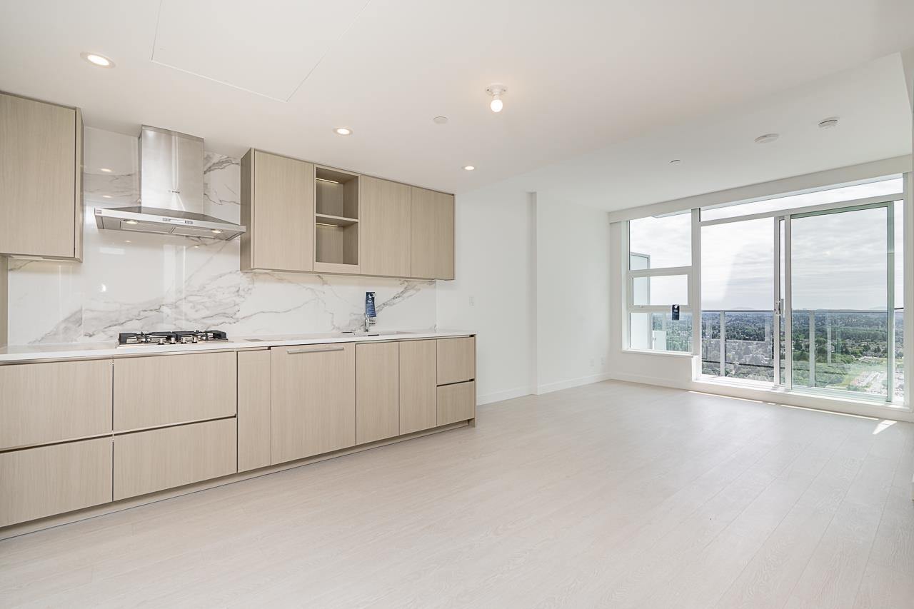 Property Photo: 13778 100 Avenue 3505 BC V3T 0V2