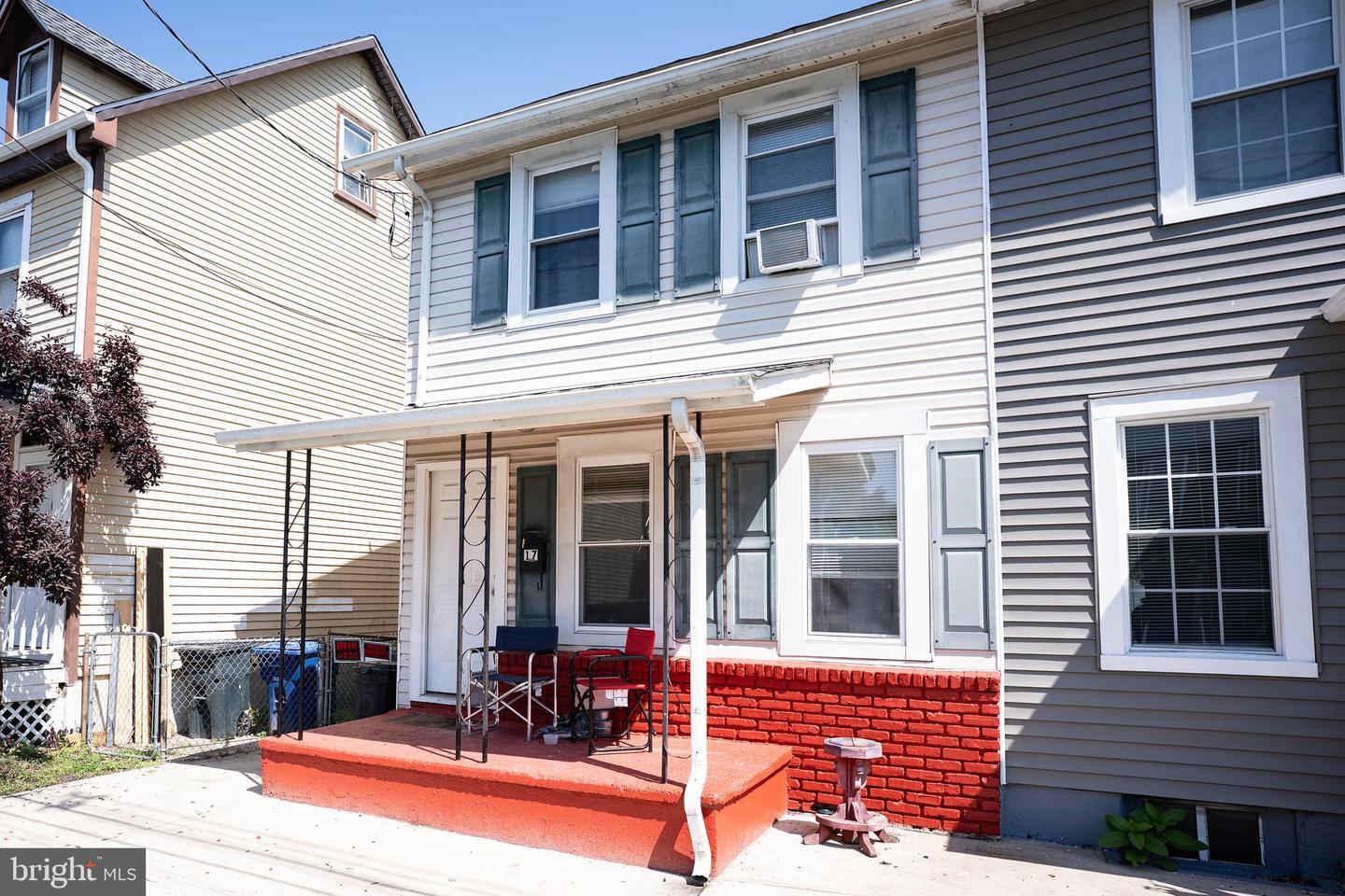 Property Photo:  17 W Monroe Street  NJ 08060 
