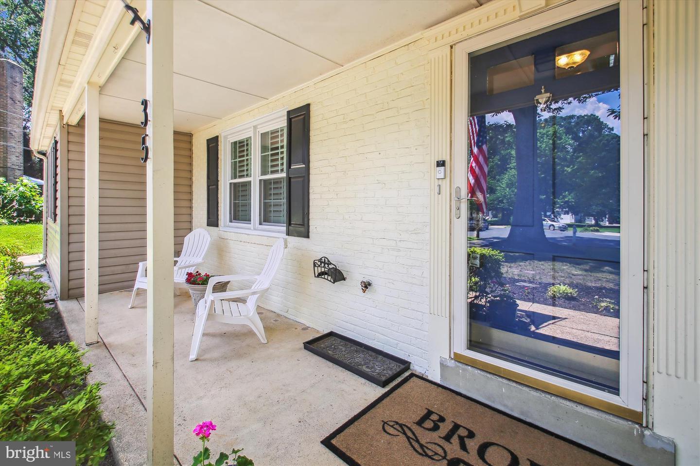 Property Photo: 35 Severndale Road MD 21146