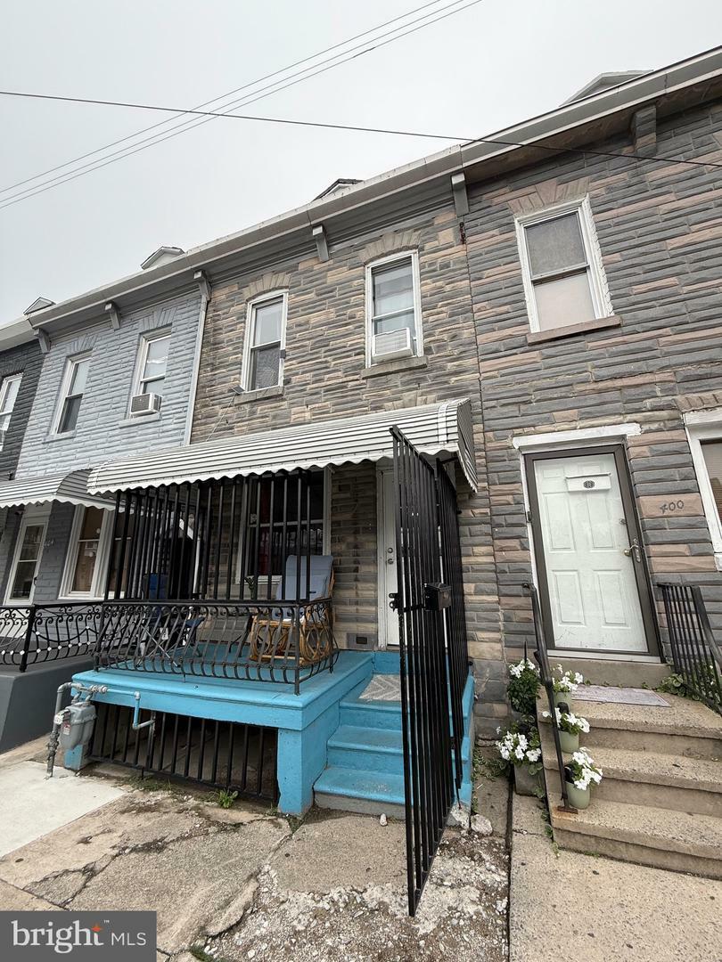 Property Photo: 402 S 11th Street PA 19602