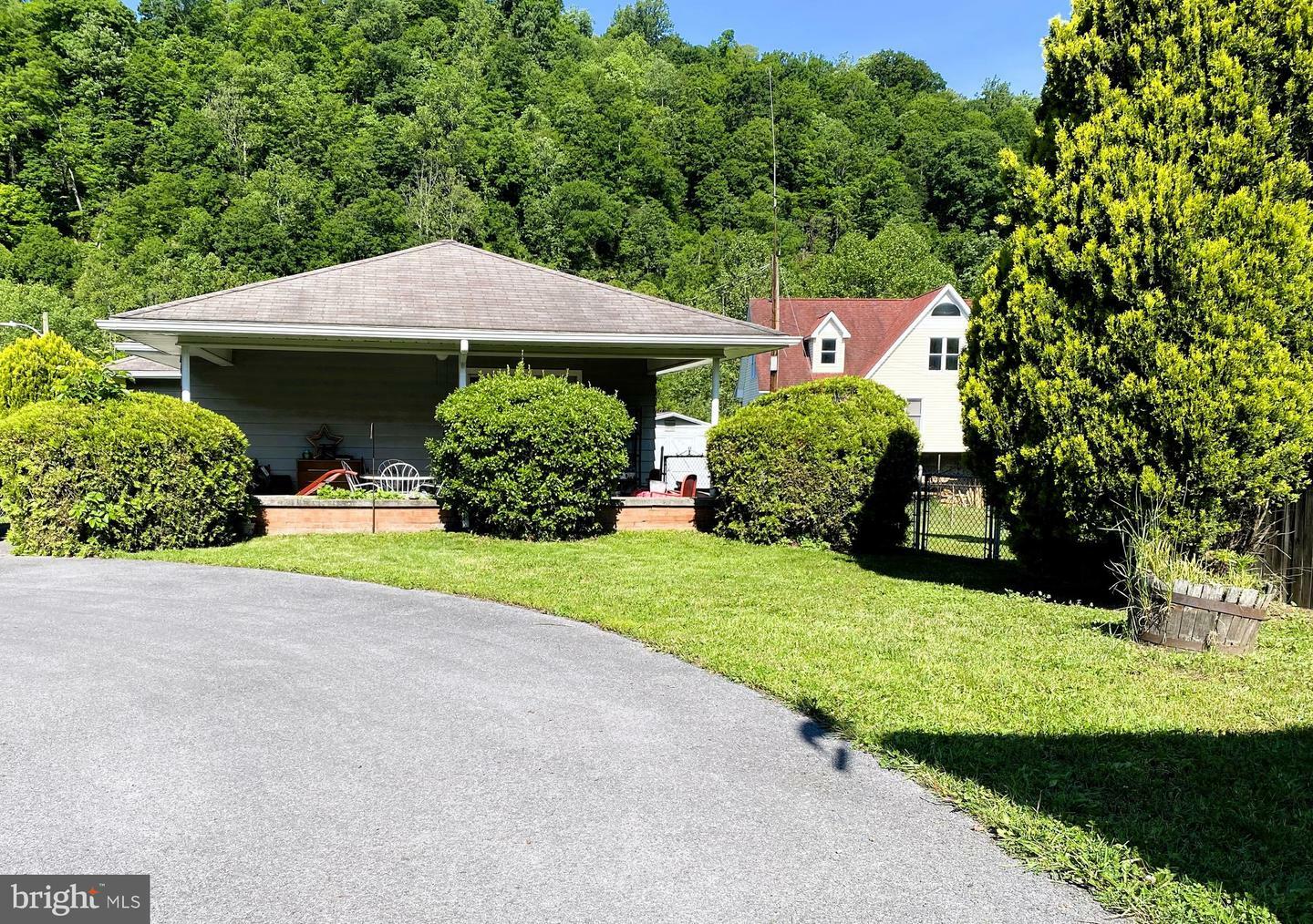 Property Photo: 23905 Keplinger Lane SW MD 21521