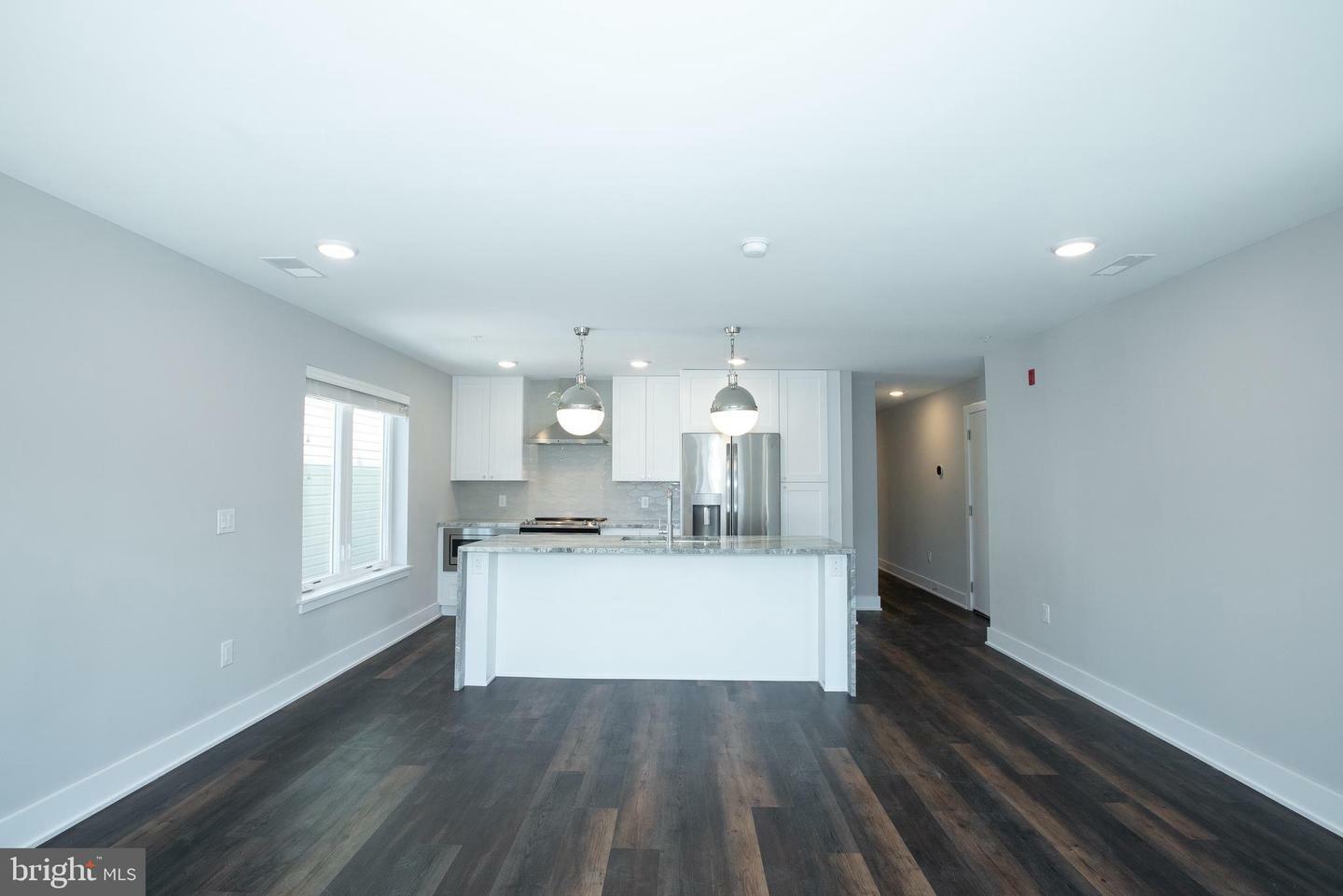 817 N 20th Street Unit 7  Philadelphia PA 19130 photo