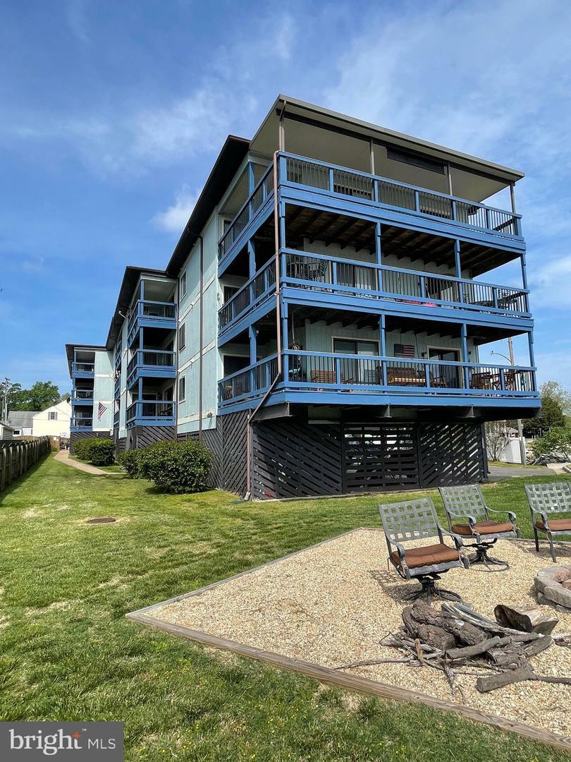 Property Photo:  715 Washington Avenue 9  VA 22443 