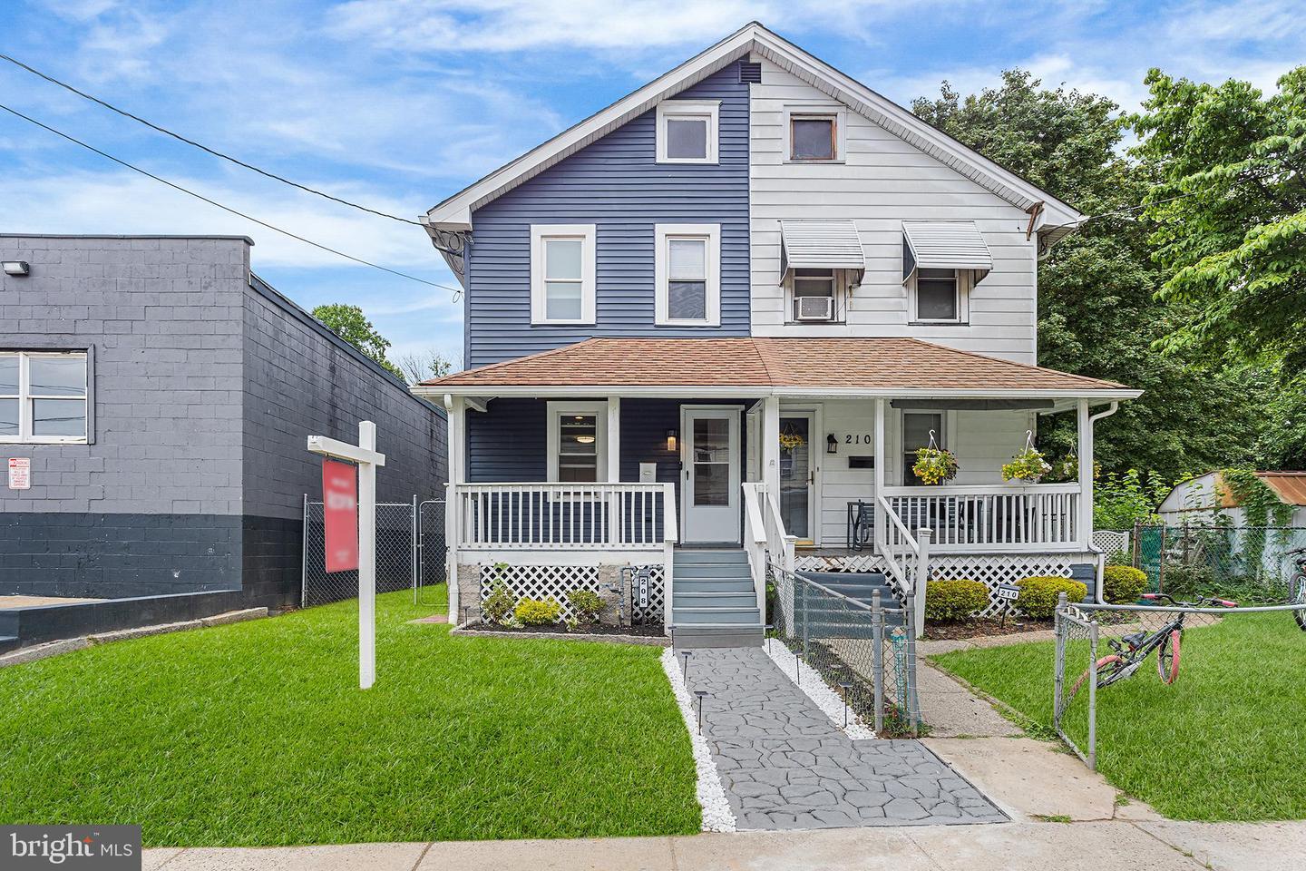 Property Photo:  208 Cooper Street  NJ 08010 