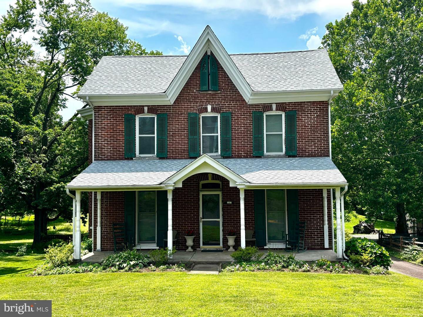 Property Photo: 1567 Salford Street PA 18957