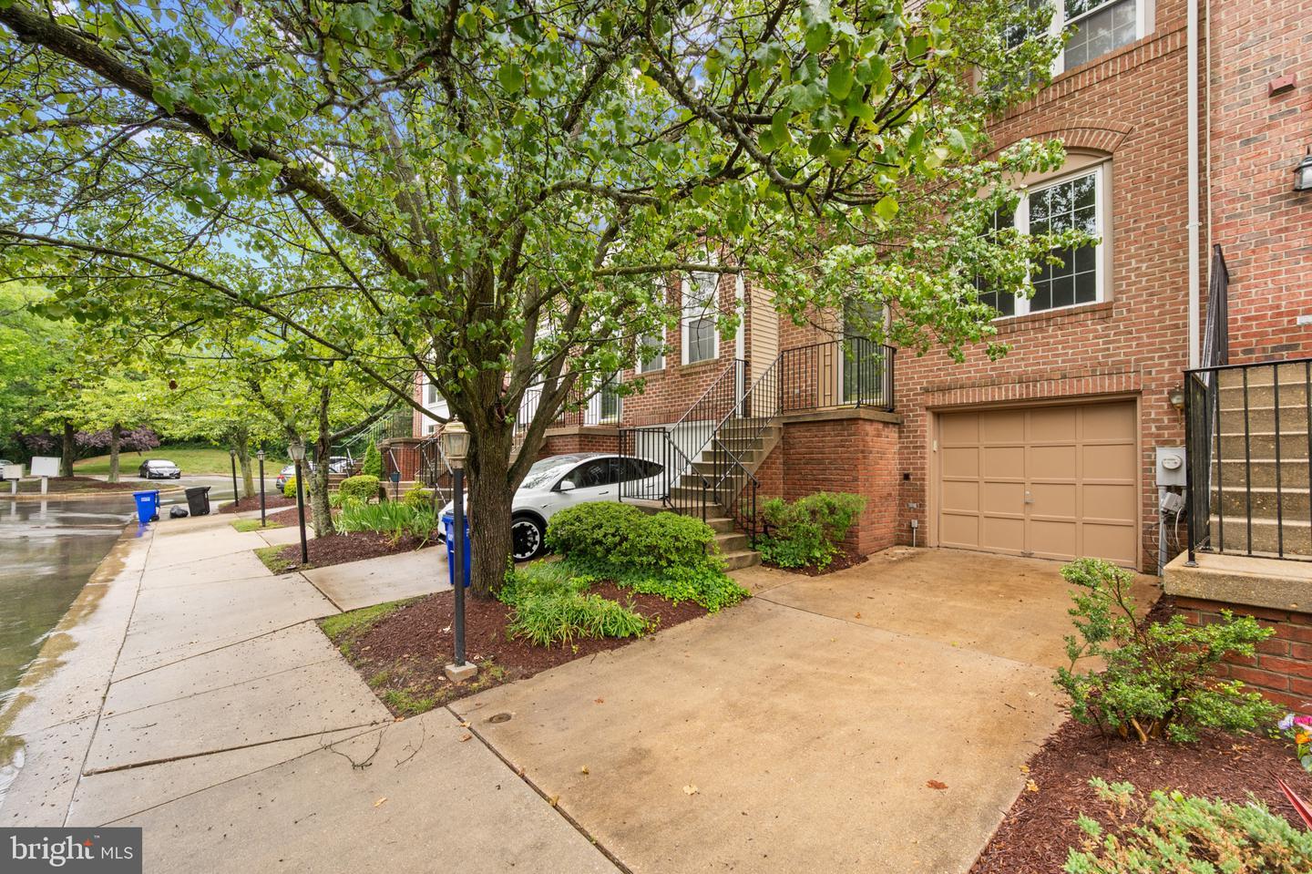 Property Photo: 15715 Ensleigh Lane MD 20716