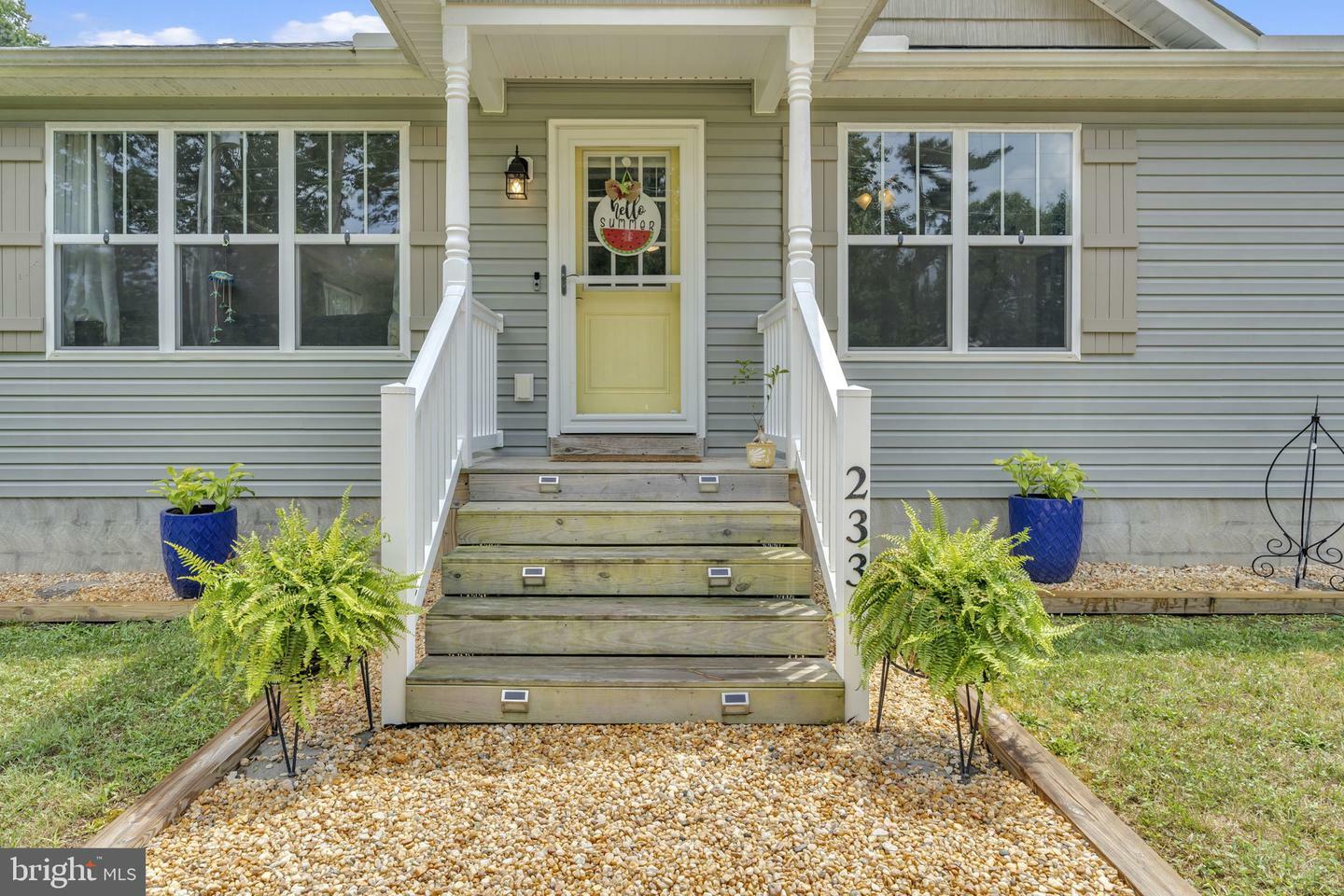 Property Photo: 233 Stratford Drive VA 22443
