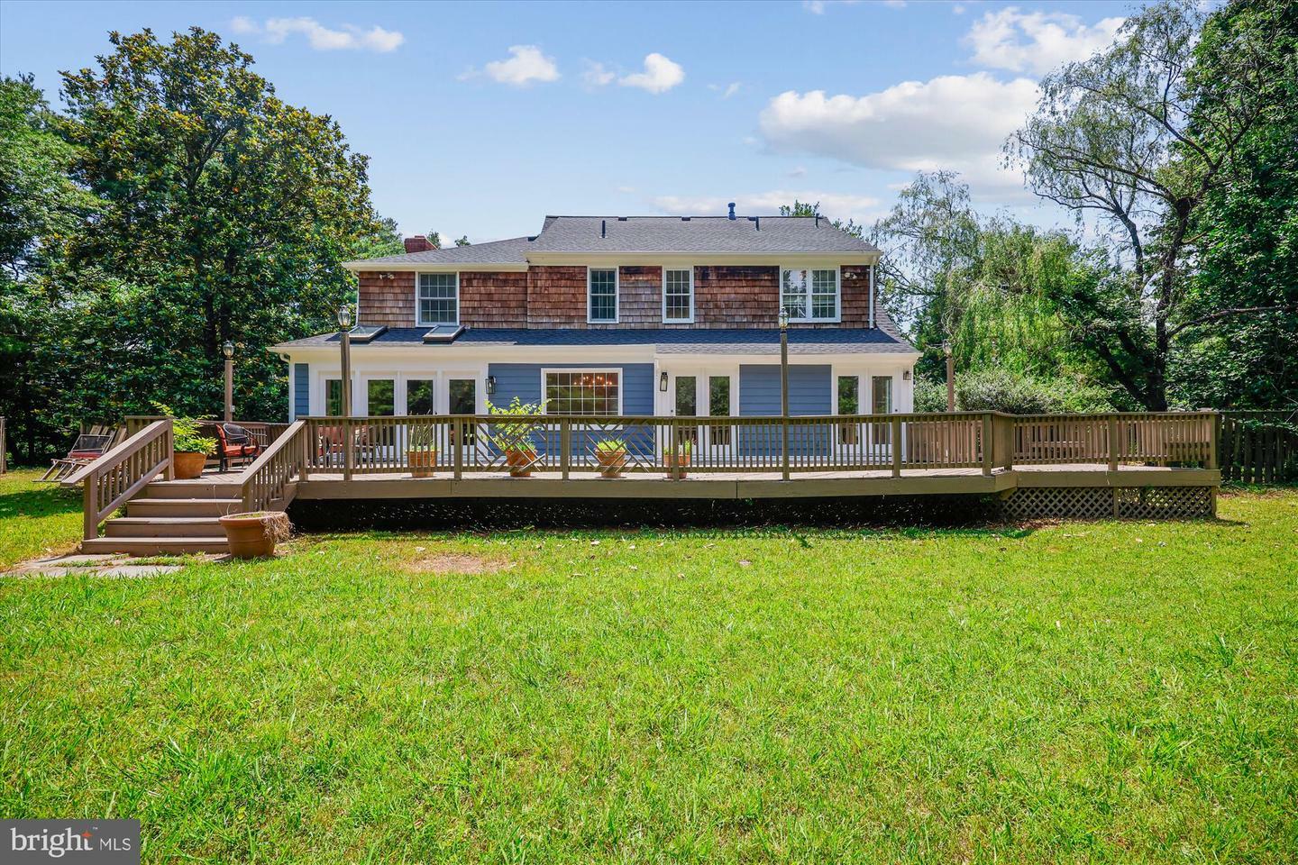 Property Photo: 8201 Hectic Hill Lane MD 20854