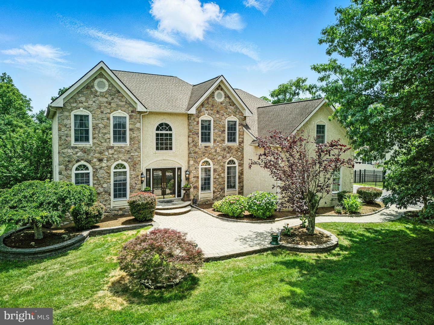 33 Thomas Speakman Drive  Glen Mills PA 19342 photo
