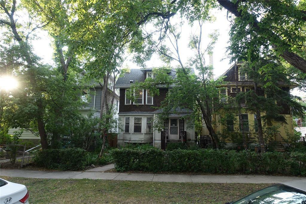 Property Photo: 955 McMillan Avenue MB R3T 0T3