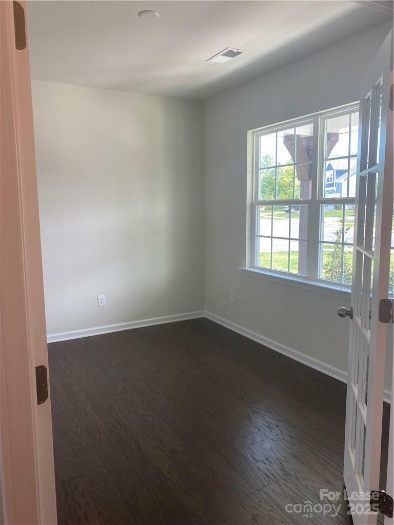 Property Photo: 17306 Snug Harbor Road 121 NC 28278