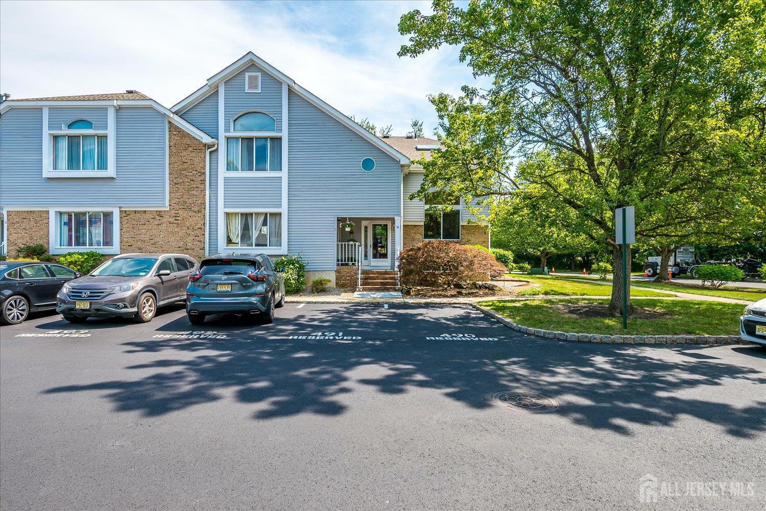 Property Photo:  10 Joann Court  NJ 08852 