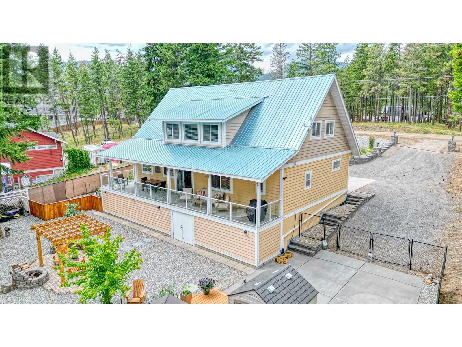 Photo de la propriété: 7271 Dunwaters Road BC V1Z 3W4