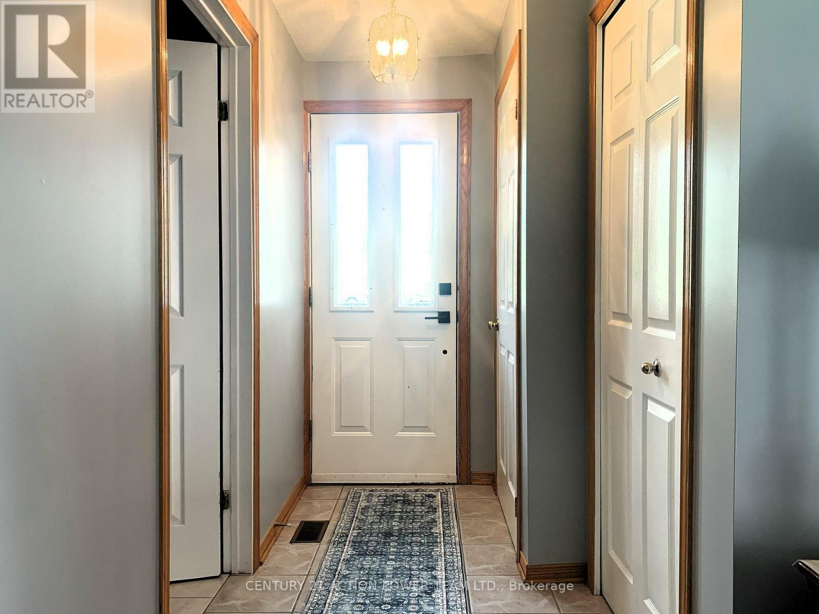 Property Photo: 5295 Thunder Road ON K0A 1K0