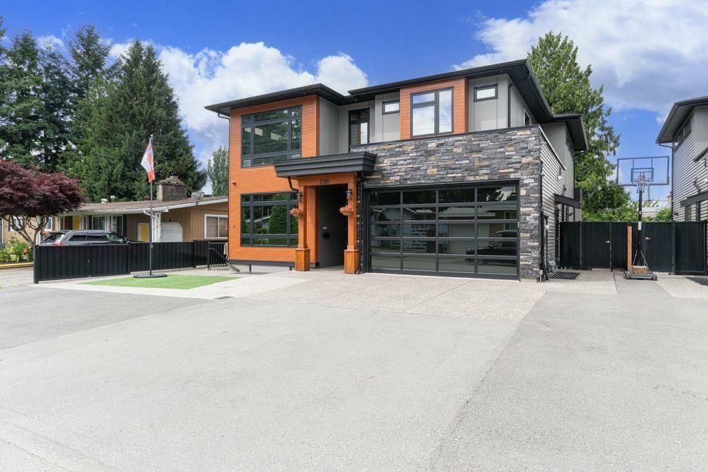 Property Photo: 2305 Lynden BC V2T 3B8