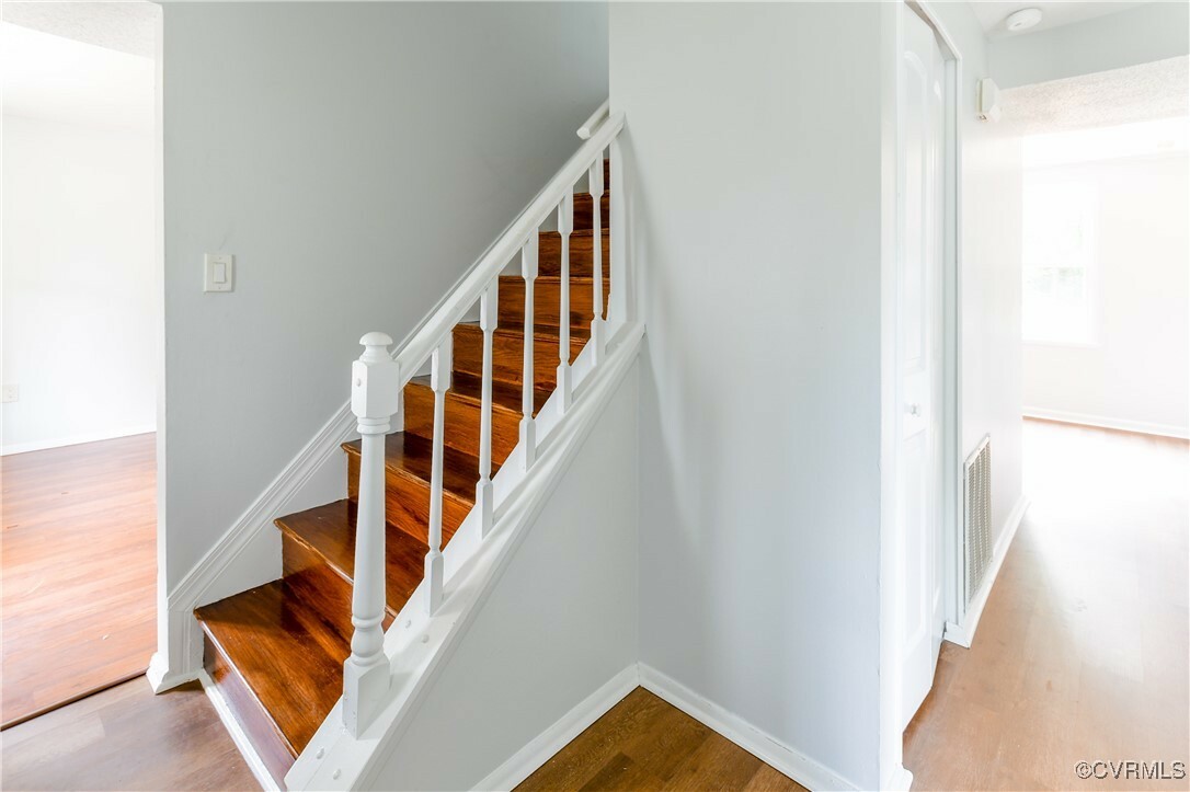 Property Photo:  10002 Laurel Lakes Drive  VA 23060 