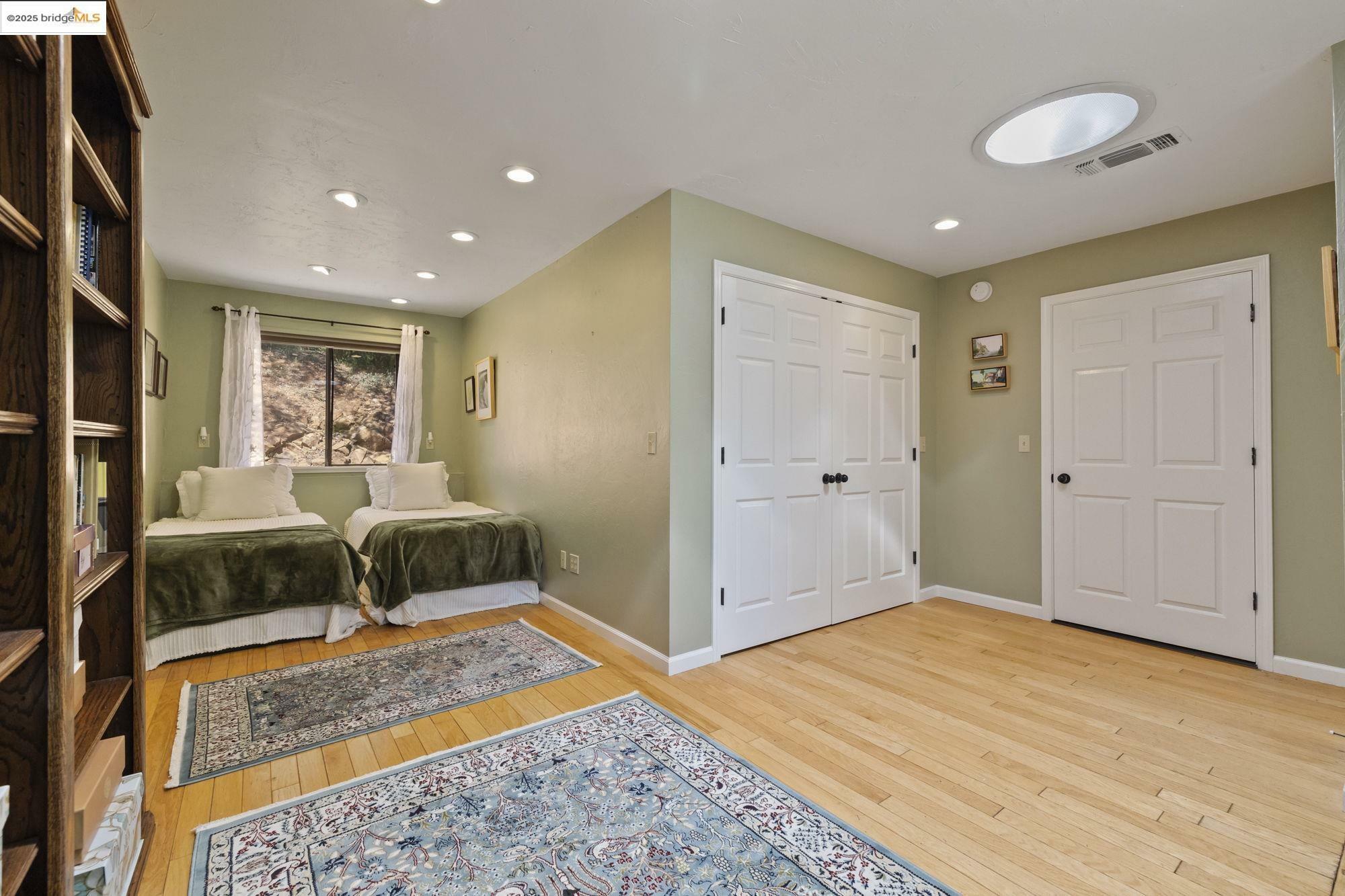 Property Photo: 18431 Corte Del Montana CA 95370