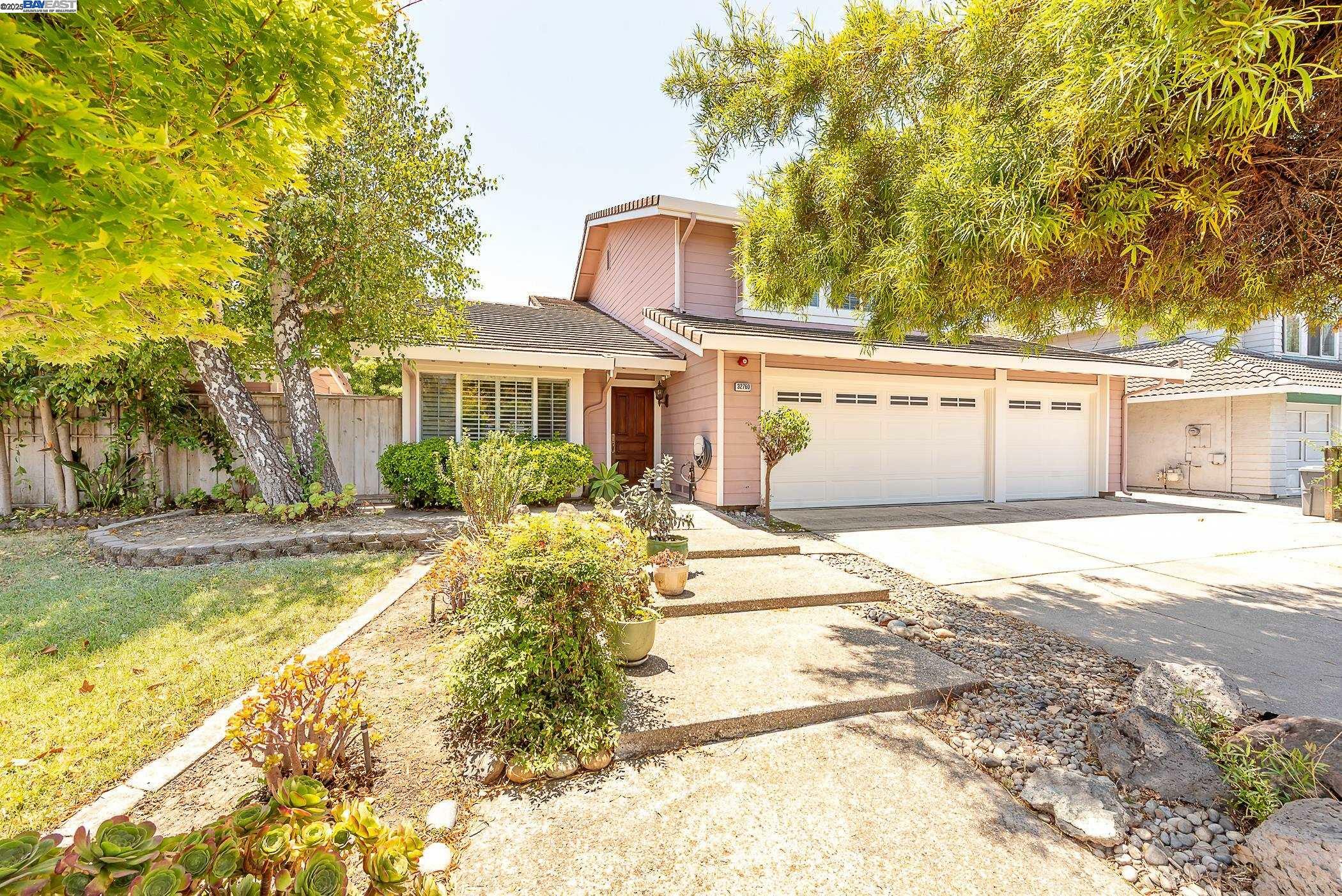 Property Photo: 32760 Orick St CA 94587
