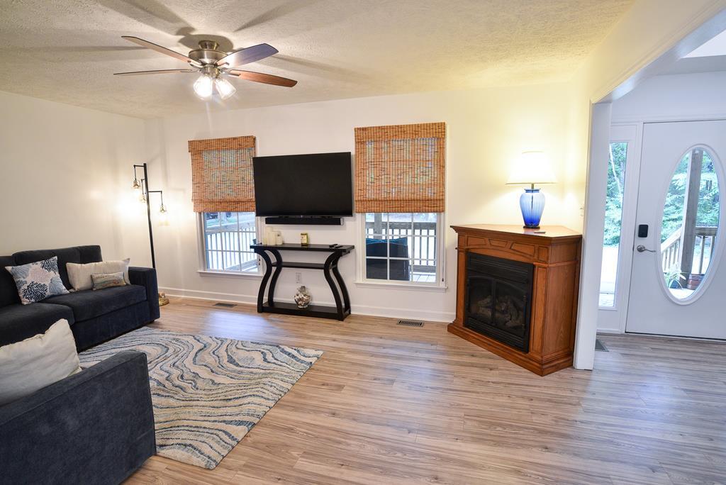 Property Photo:  22239 Seaside Rd  VA 23310 