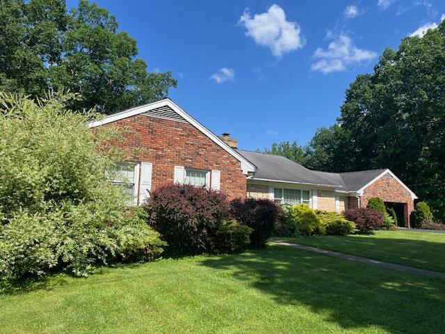 Property Photo: 415 Odell St WV 26651