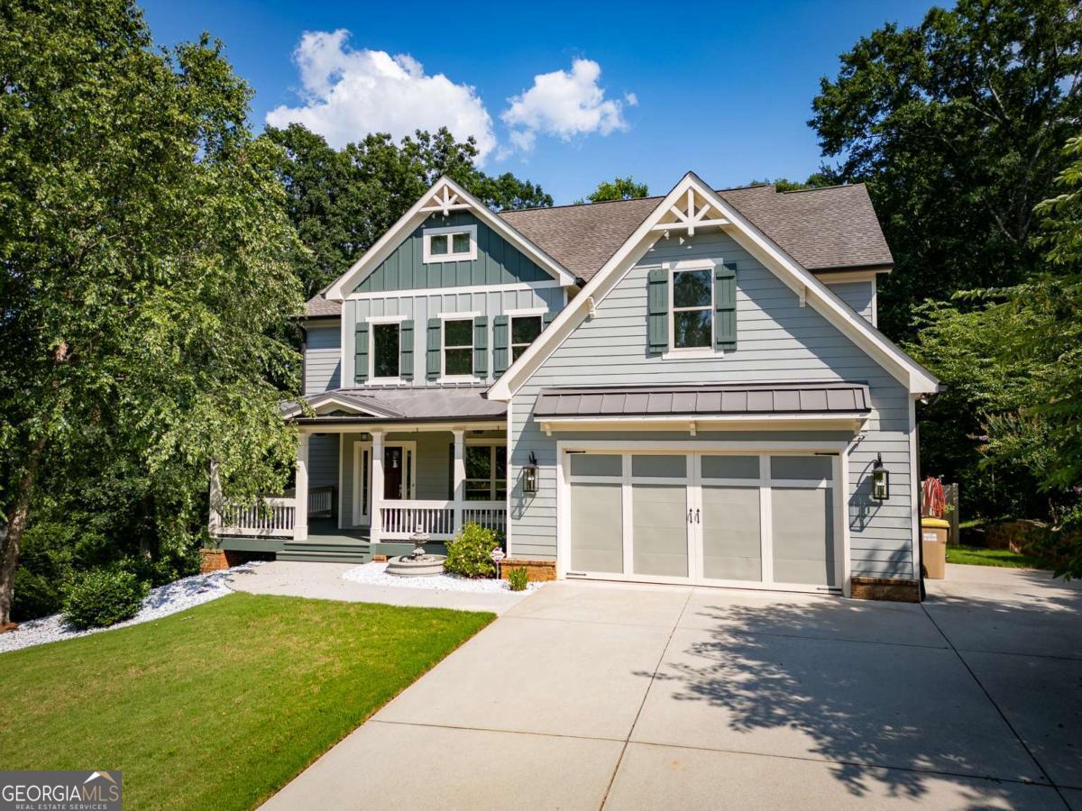 Property Photo: 1914 Hearthstone Court GA 30680
