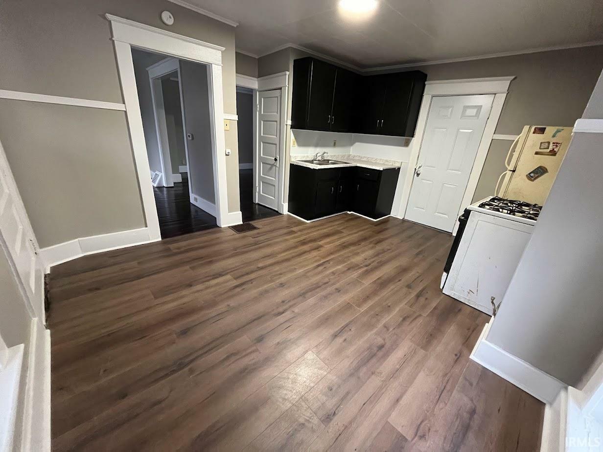 Property Photo: 436 W Williams Street IN 46802-6410