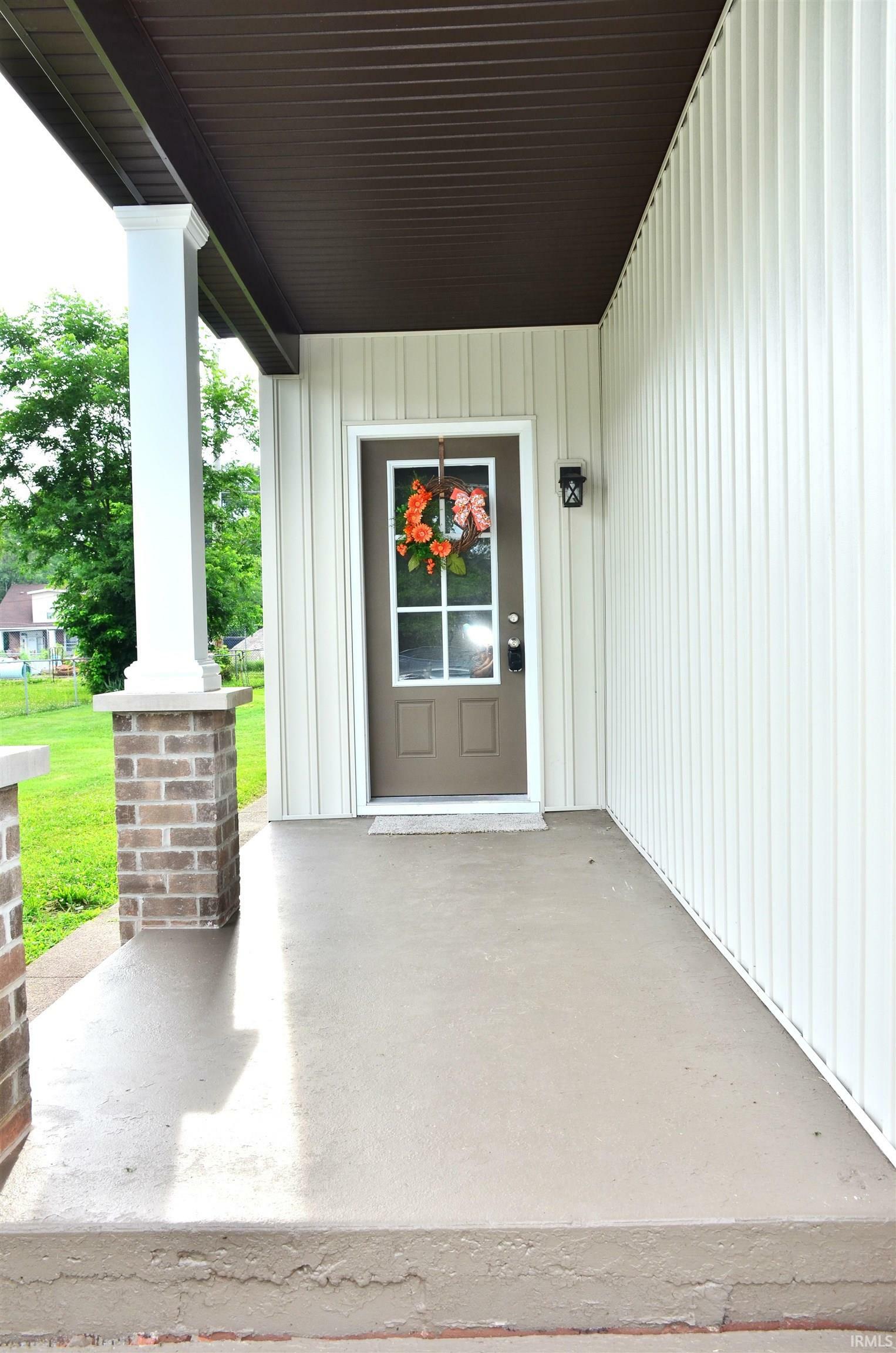 Property Photo: 424 S Linwood Avenue IN 47714