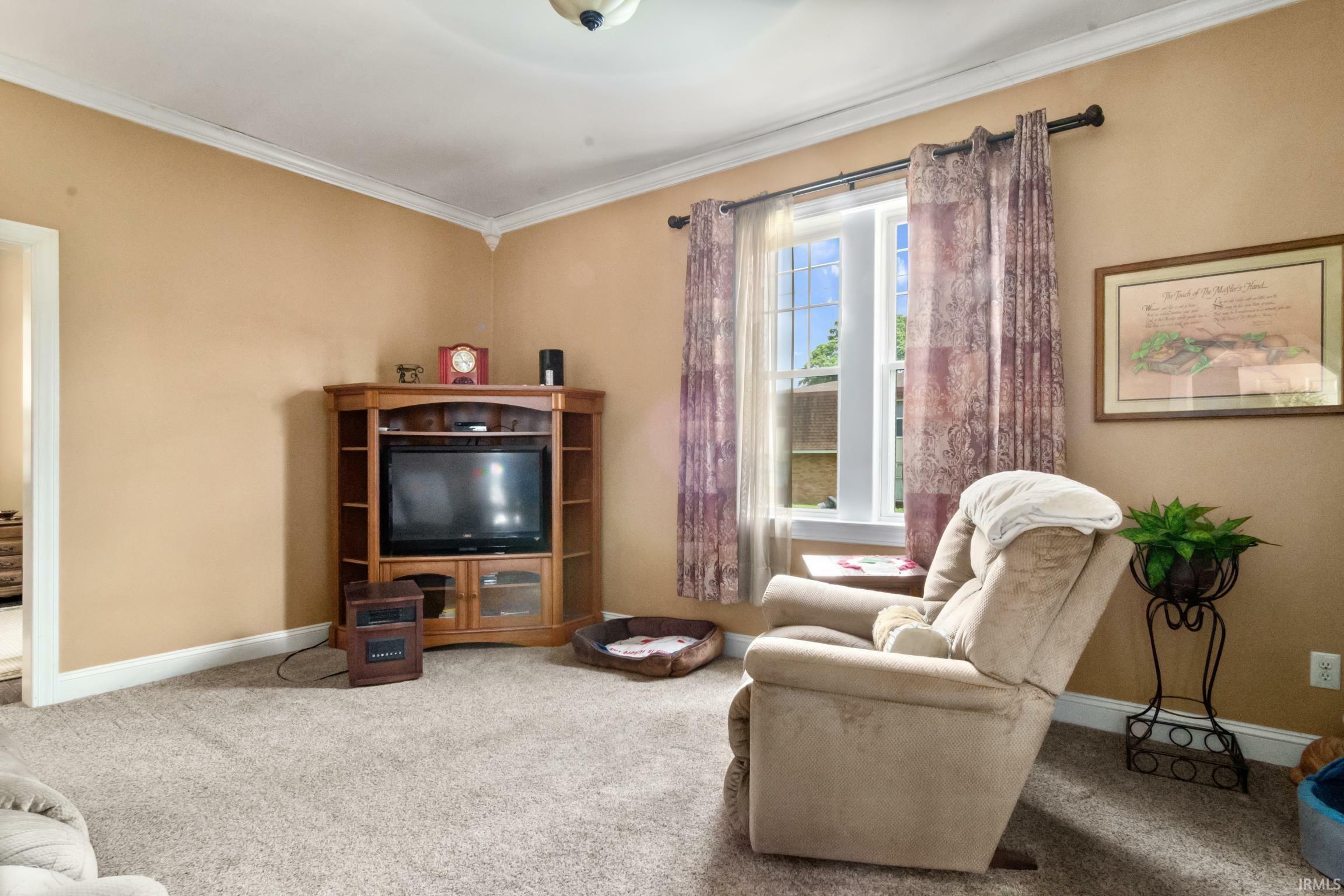 Property Photo:  928 Seminary Street  IN 47591 