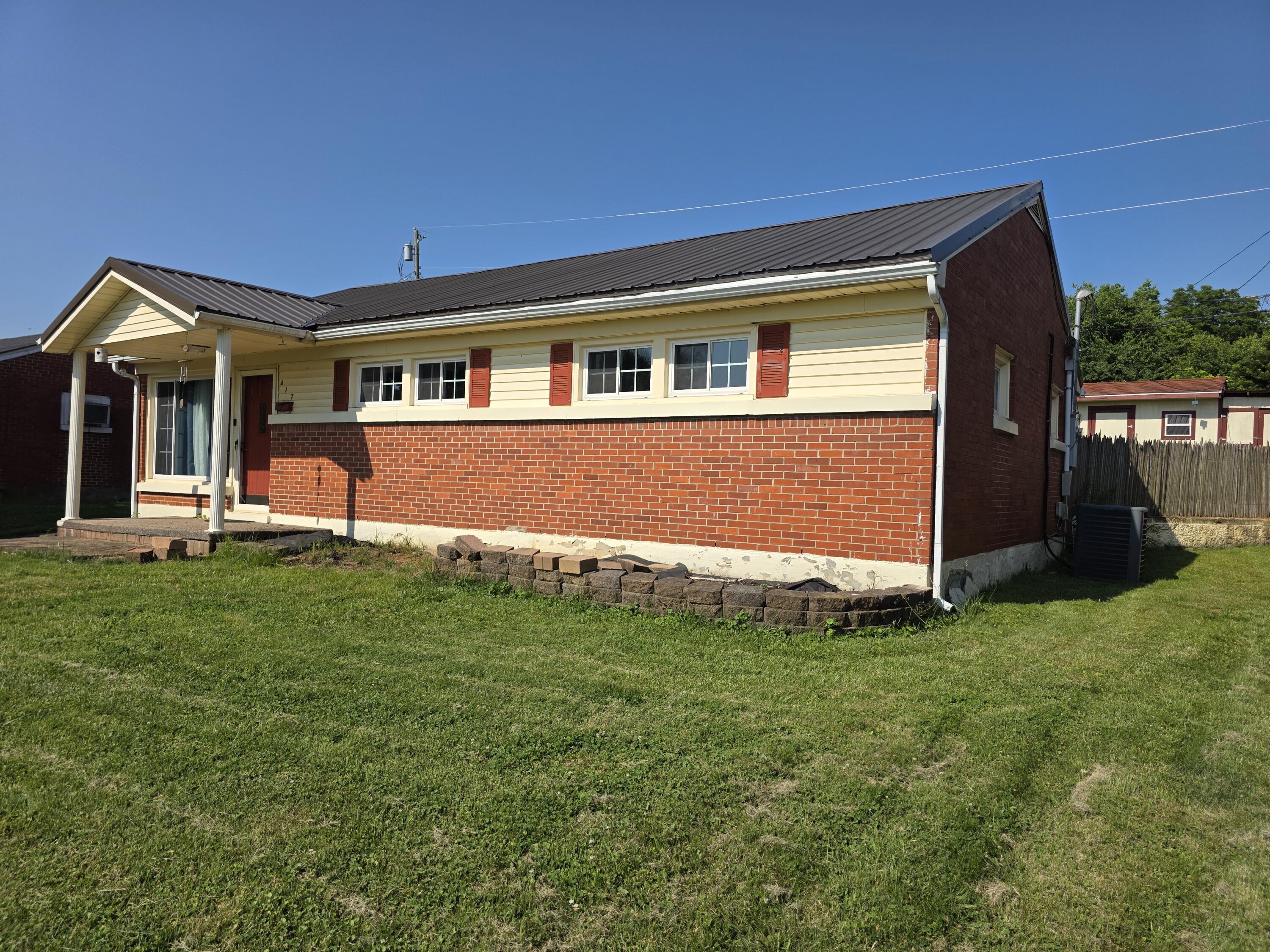 Property Photo: 417 Creekview Drive KY 40361