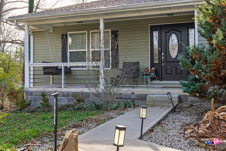 Property Photo: 585 Cotton Road KY 40701