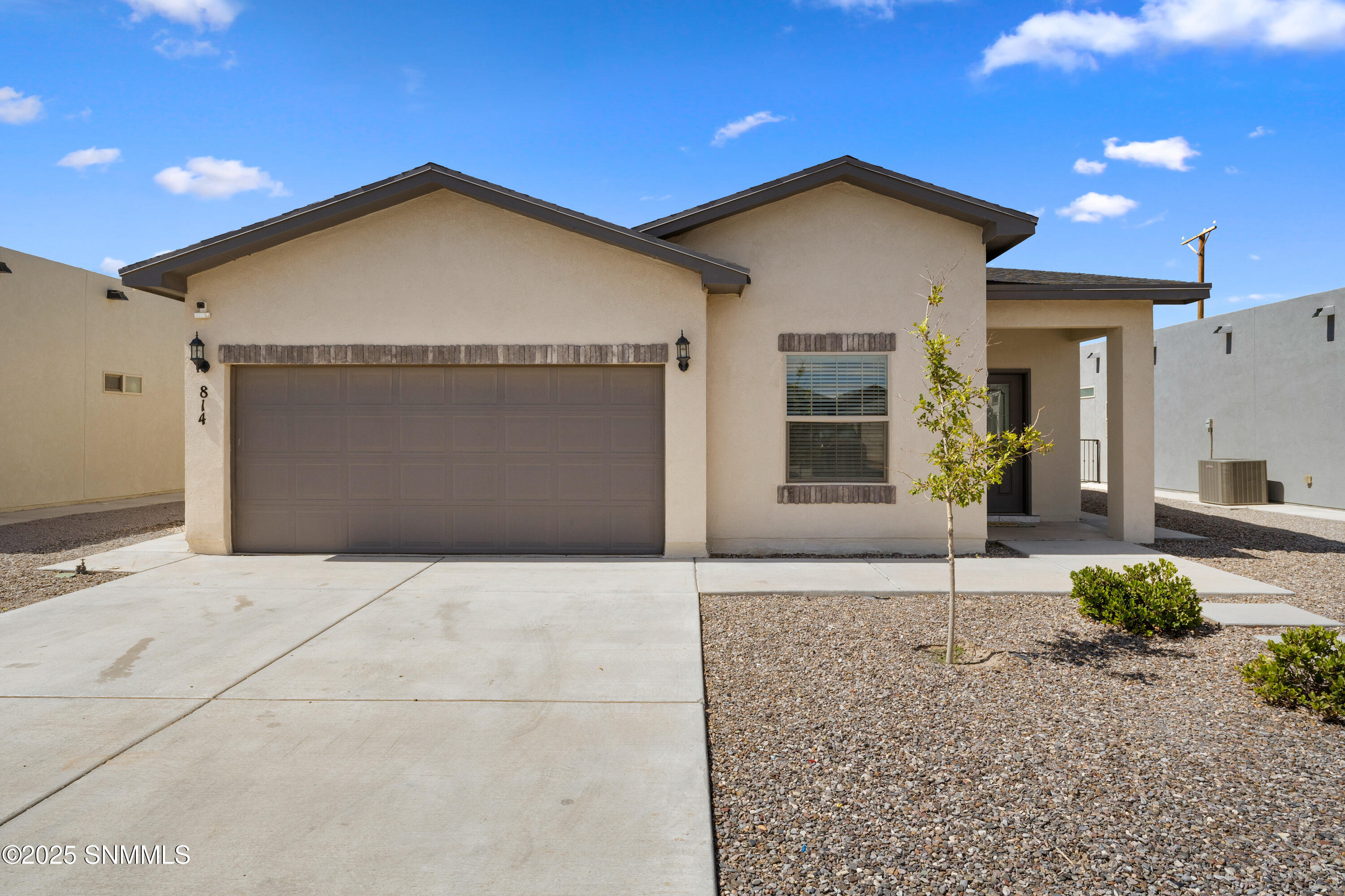 Property Photo: 814 Magnolia Park Street NM 88008