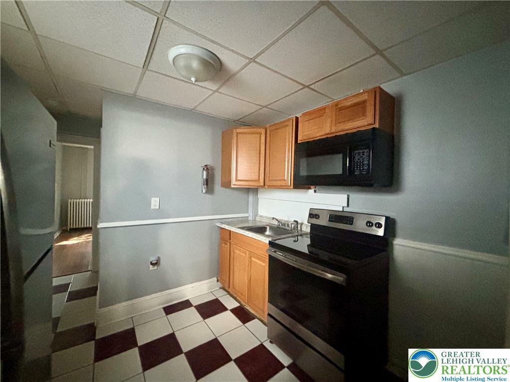 Property Photo: 417 McCartney 1 PA 18042