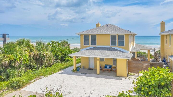 Property Photo:  2101 Hill Street  FL 32169 