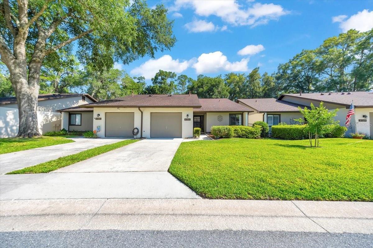 Property Photo:  3707 NE 17th Street  FL 34470 