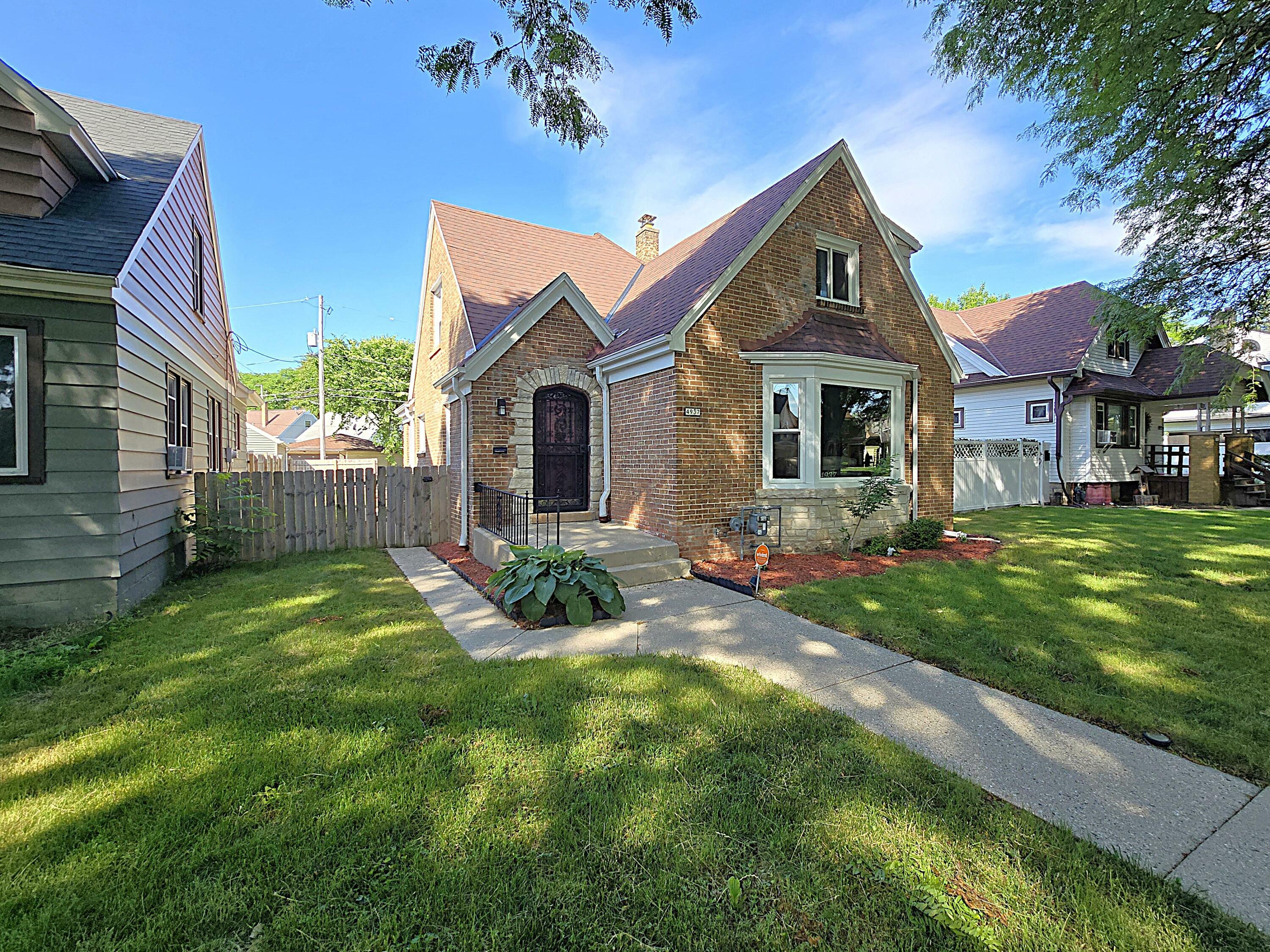 4937 W Medford Ave  Milwaukee WI 53216 photo