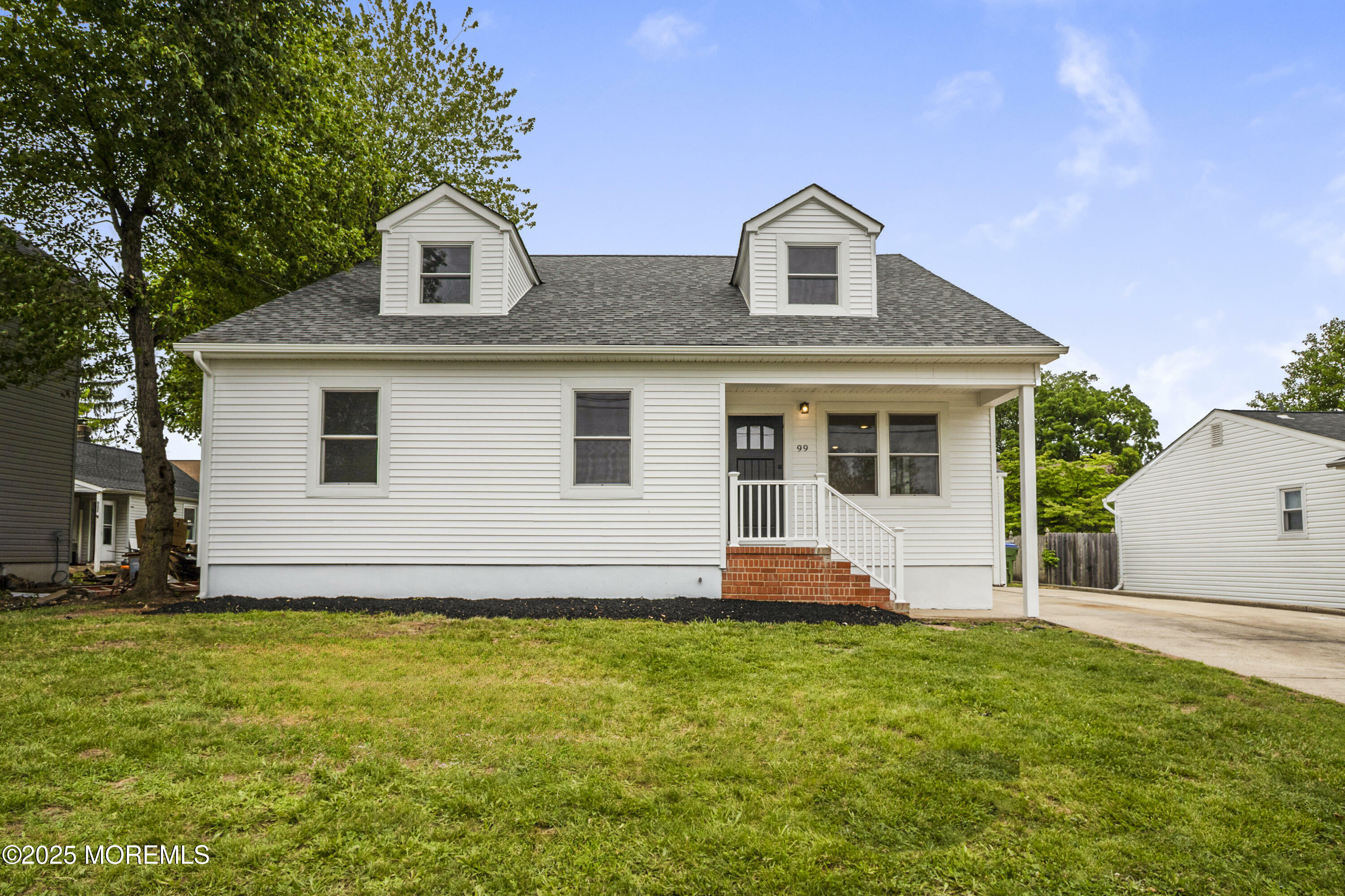 Property Photo:  99 Craig Street  NJ 08817 