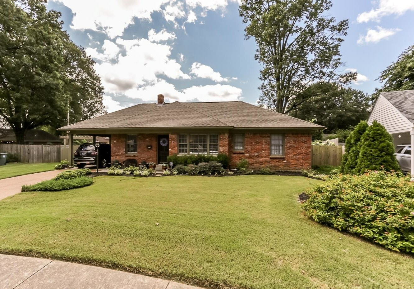 Property Photo:  5043 Whitewater Cv  TN 38117 