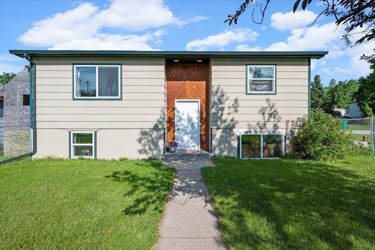 Property Photo: 1214 10th Street SD 57785