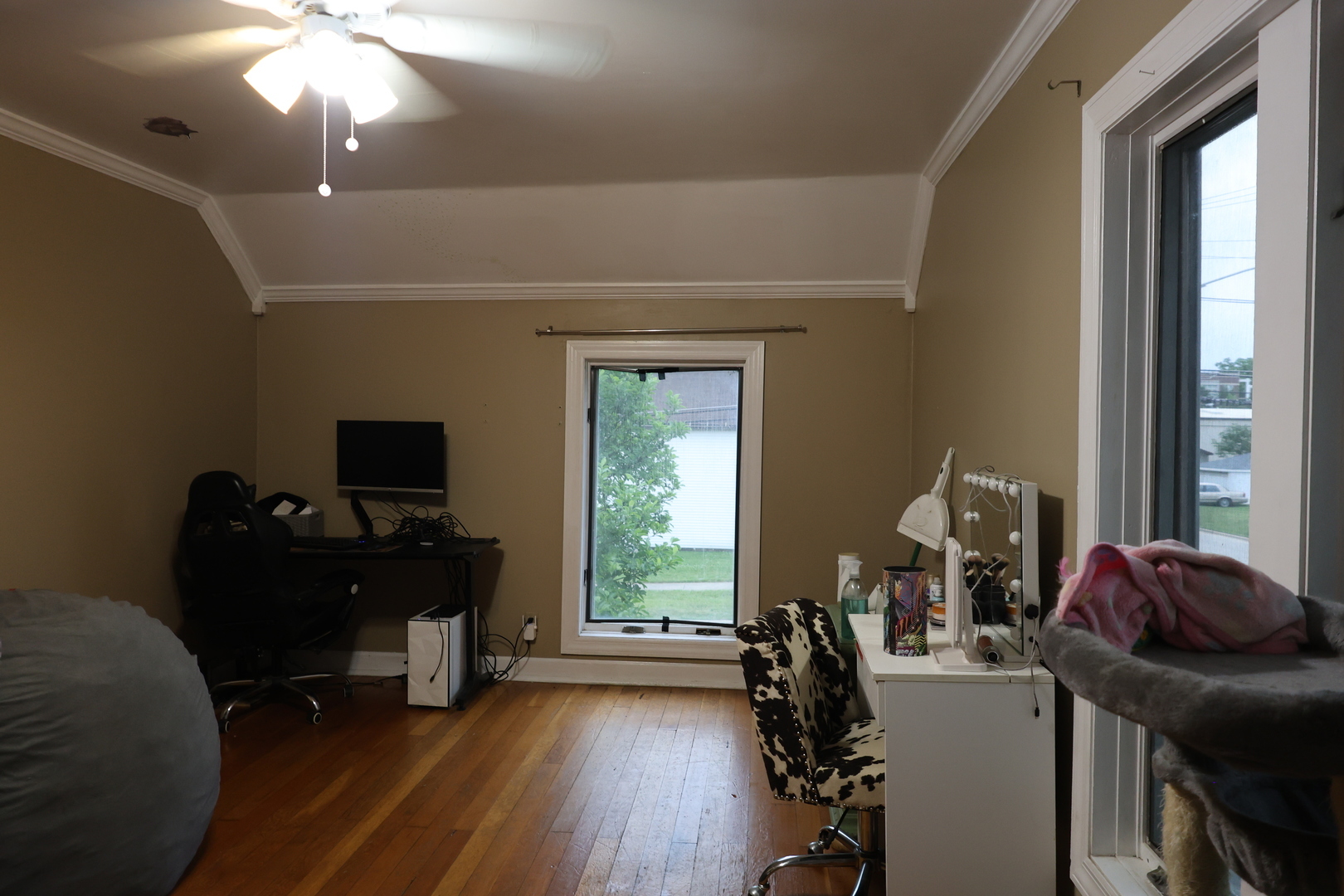 Property Photo: 604 2nd Street N IL 60048