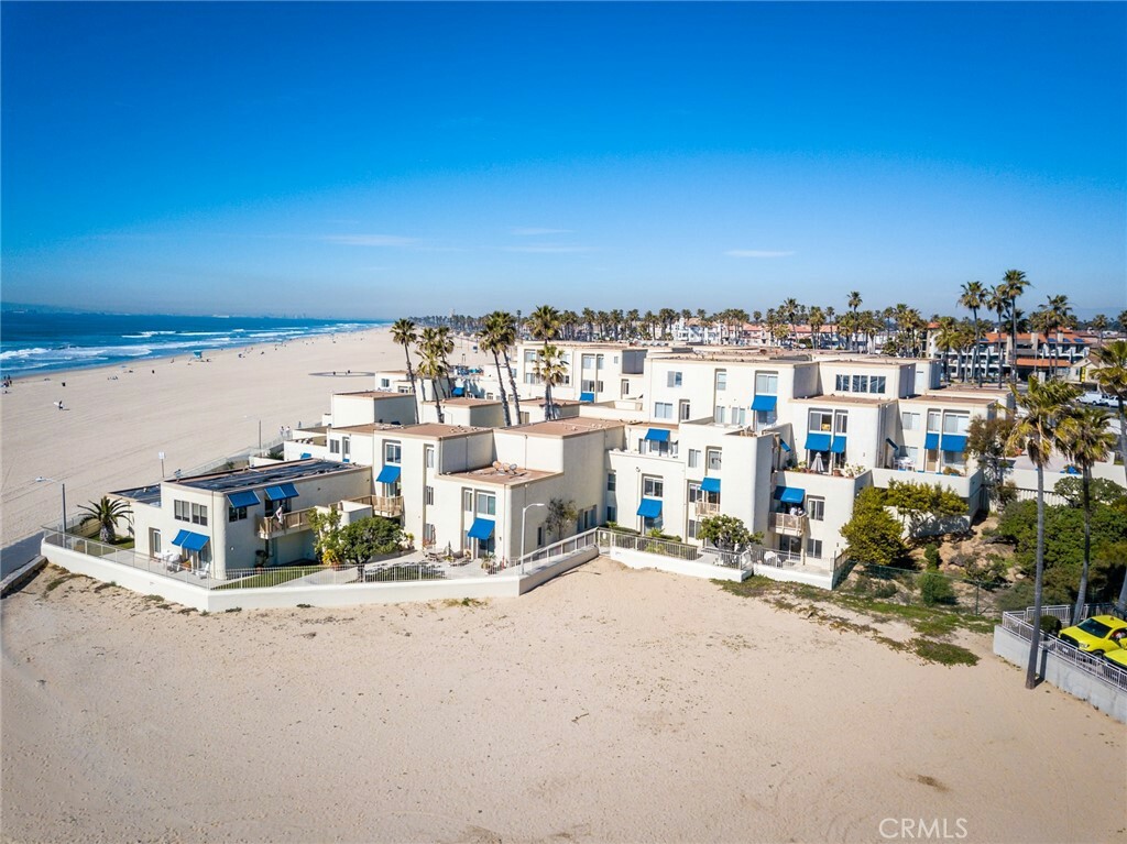 711 Pacific Coast 308  Huntington Beach CA 92648 photo